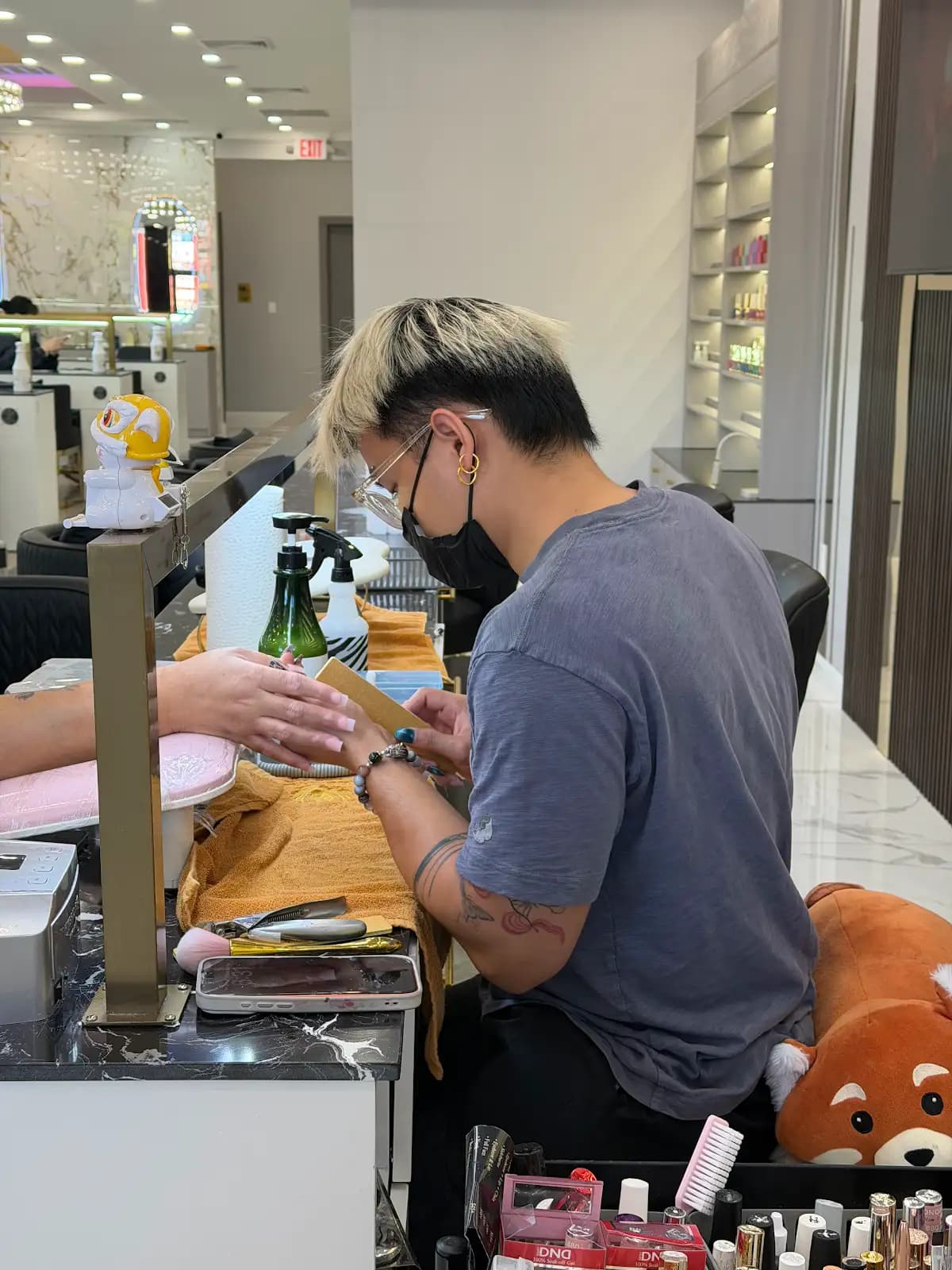 Gel manicure at Belle Palace Roosevelt